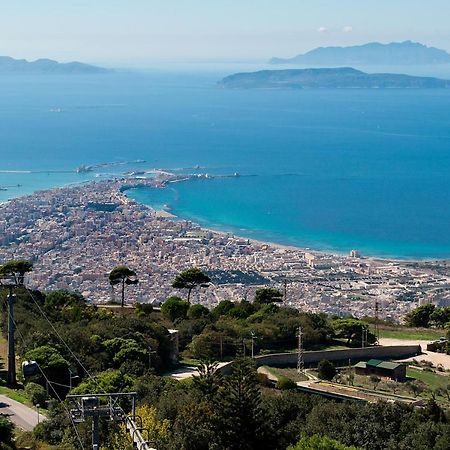 Sole, Mare E Trallalla Rilievo Exteriér fotografie